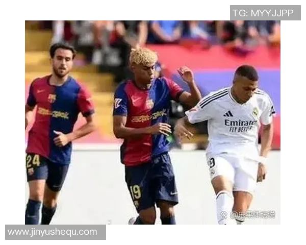 巴塞罗那4比0大胜皇家马德里精彩直播回顾与赛后分析